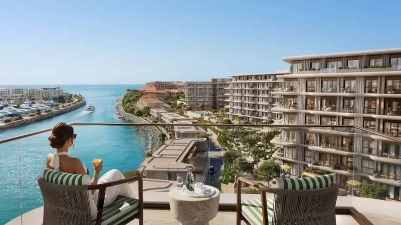Four-bedroom apartment terrace view over the canal and marina
